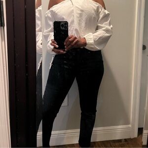 NWOT White cold shoulder blouse.